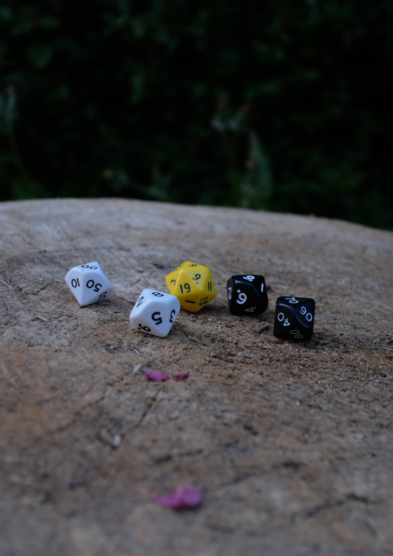 Sci-fi horror dice